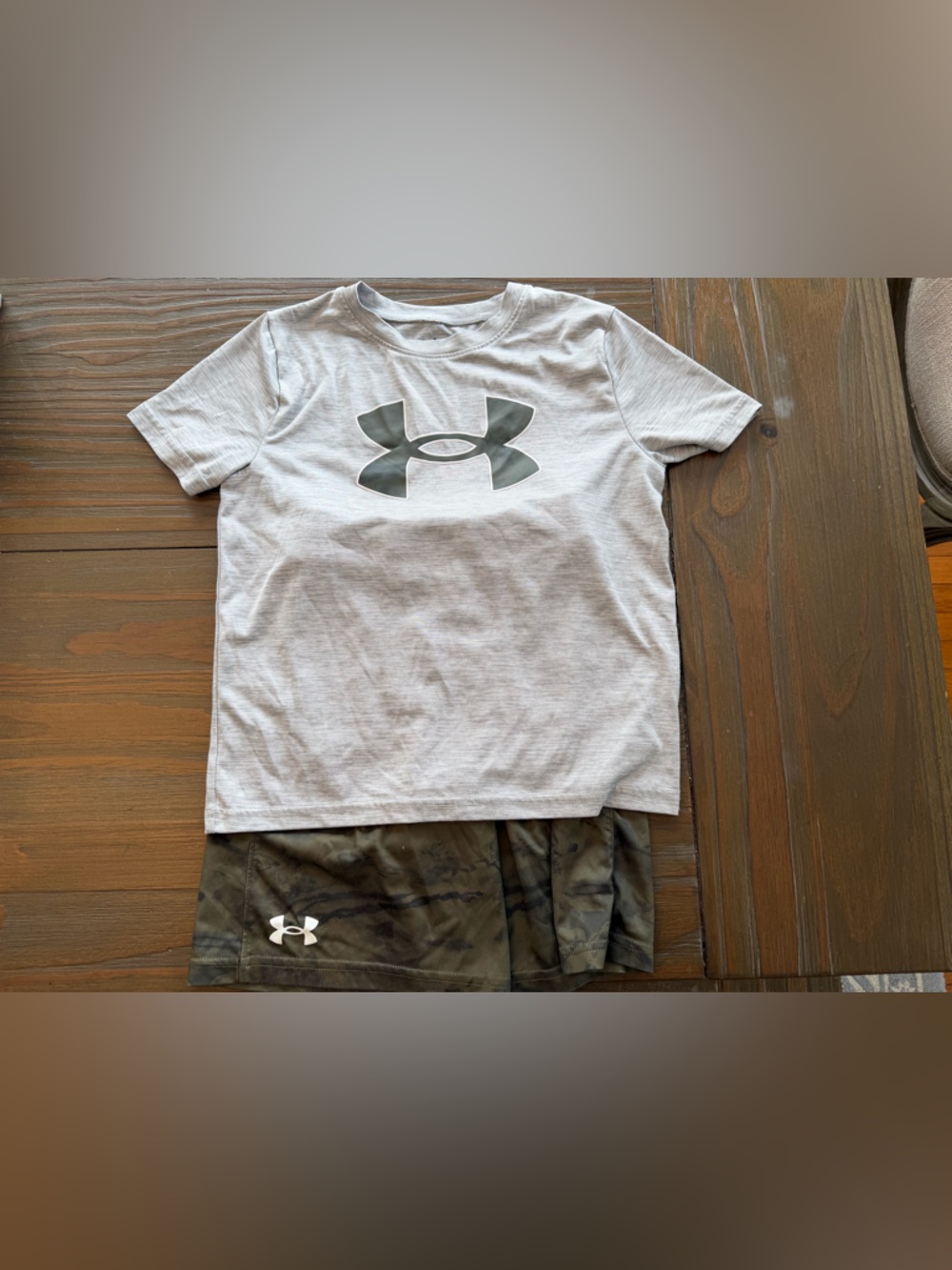 Under Armour Shirt & Shorts Combo - Youth Small